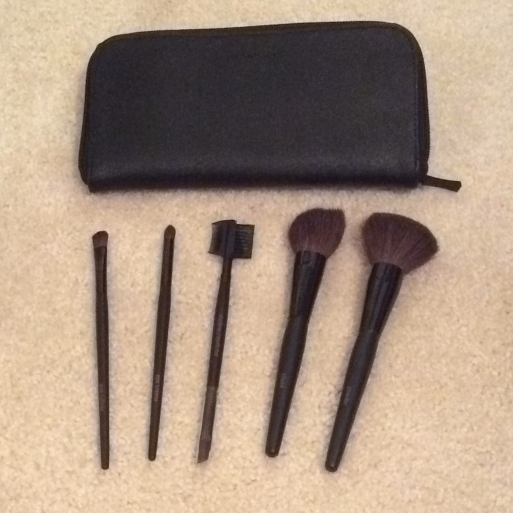 USED: Mary Kay Brush Set